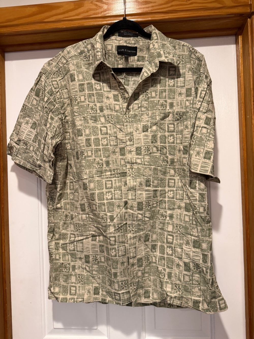 croft & barrow Green and Cream Short-Sleeve Printed Button-Down Shirt